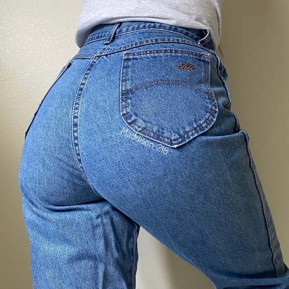 CHIC Vintage High Rise Mom Jeans Tapered Leg 30” waist - Picture 1 of 10